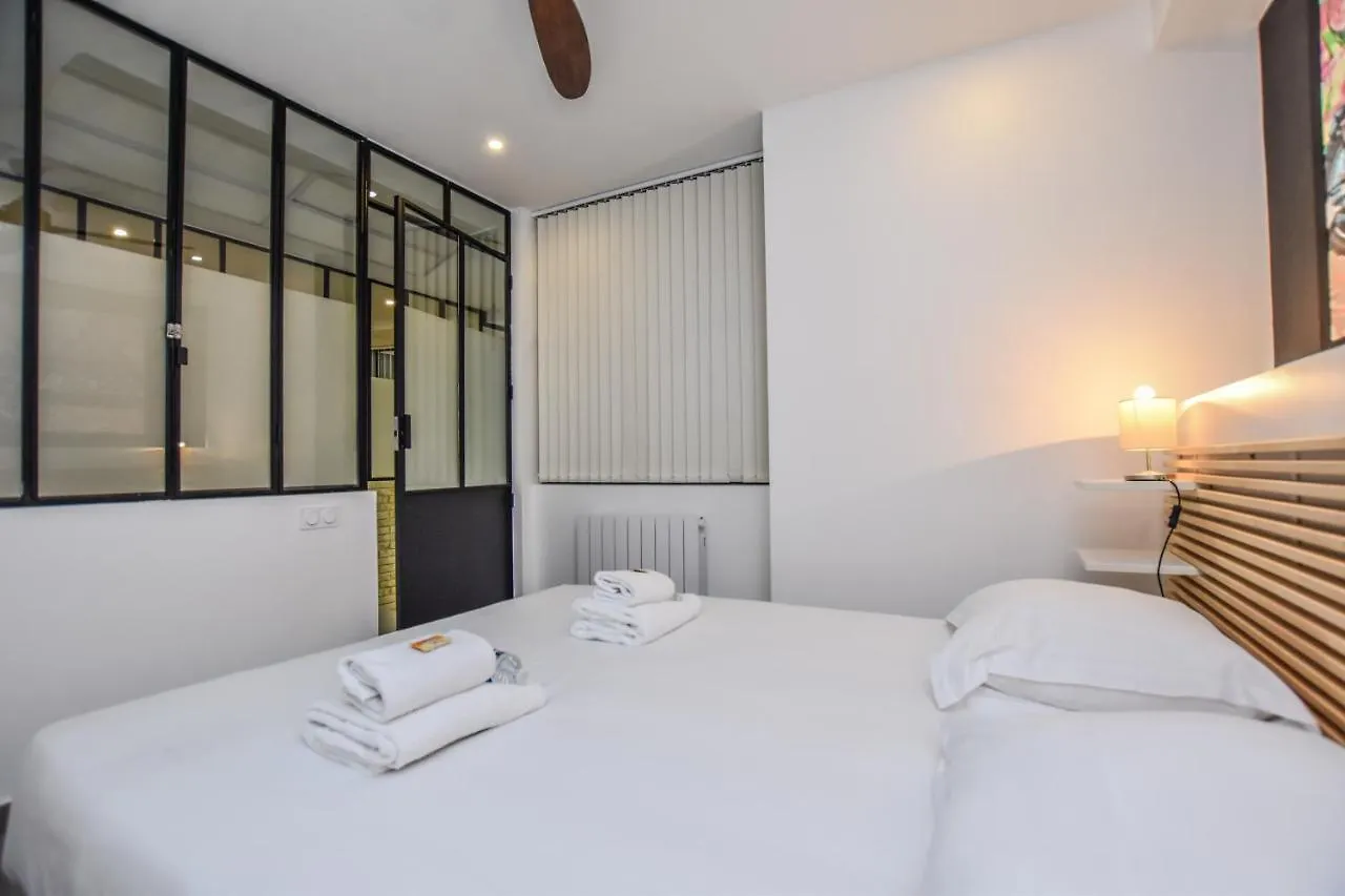 Spacious - 4br-10p - Butte-aux-cailles Apartment